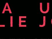 后入内射趴在窗上的少妇