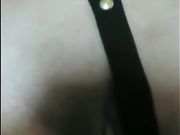 不知道又犯啥错了被吊在晾衣架上