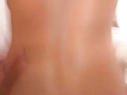 很主动很淫荡漂亮美女