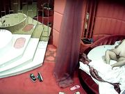 公司副总与女策划开房搞破鞋