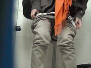 商场厕拍系列 皮裤妹子下面很干净