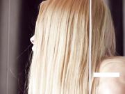 极品模特清晨裸睡起床洗漱尿尿然后振动棒自慰