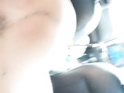 大白天在高架桥下路边脱光了激战被骑车路过的大爷偷看