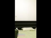 眼镜少妇私会情夫穿情趣网袜挑逗啪啪