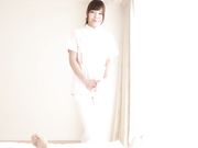 唯美口交漂亮妹子护士装边舔鸡鸡边自摸奶子高潮射精舔干净