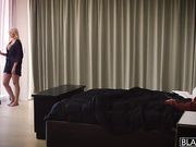 极品优雅人妻一身白丝让人一看就忍不住想插进去