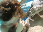 水下做爱 白富美水池大战黑吊 最后胜利属于谁？