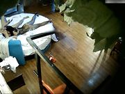 清纯漂亮的美女换上黑丝情趣服和经验丰富的新男友玩扑克,输了要被对方任意宰割,美女一直输被干的呻吟大叫!