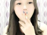 长相清纯高顔值萌妹子紫薇呻吟诱惑收费大秀