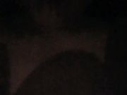 丰满身材尖尖奶头少妇户外双人车震 夜晚车后座啪啪