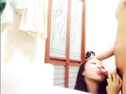 卫生间跪舔后入啪啪