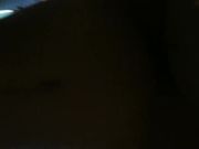 家境不错的大鸡巴哥餐厅搭讪个正在玩手机的妹子回家啪啪720P高清无水印