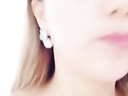 躺在床上被大鸡巴猛猛的操 内射 手指抠逼高潮喷水