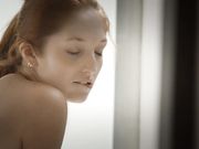 美女用T裤把猛男双手绑住脱光在他面前挑逗他最后被狠狠干了画面诱人