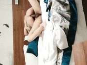 探花约了个苗条妹子，先做服务按摩乳推大力猛操呻吟