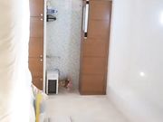 眼镜小哥约了个高颜值红衣妹子，换上情趣装口交后入猛操