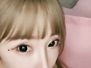 高颜值网红脸妹子连体网袜给炮友口交，舔弄深喉口交