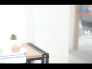 人妻偷腥大挑战 趁夫洗澡间隙与男优无套啪啪内射