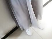 骚男找良家小少妇被迫与人玩3P，一个拍一个干骚男