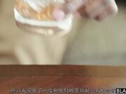 黑长直好身材时尚达人为了代言合同主动打扮的诱惑叫人操穴