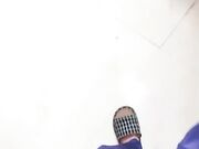 口交乳交翘起屁股掰穴69舔逼后入，上位抱着屁股快速抽插猛操