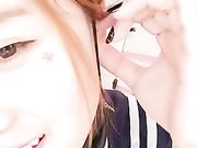 手机直播美女主播学生制服香蕉带套疯狂抽插自慰喜欢不要错过X