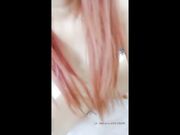 红发骚妹找了个粉丝一起来直播但是男的不给力满足不了她