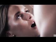 SEXART精品大作极品女神乌克兰美女克鲁兹勾引家具安装工啪啪啪