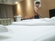 小伙终于把幼师院校网聊了很久的漂亮小美女约到公寓啪啪,颜值高,奶子大