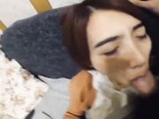 台湾黑丝爆乳女神『蓝媚儿』勾引快递做爱 无套猛操中出