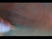 按摩妹被带到出租屋玩双飞，抱起嫩妹爆草