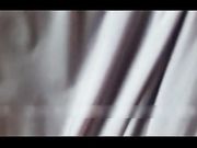 楼下老板娘，拉开窗帘对着自己家让我操，差点让她家婆发现，太刺激了