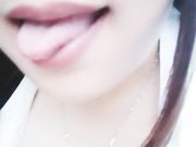 少妇女主播约炮细长屌粉丝炮友户外野战几下就被小伙操到喷水