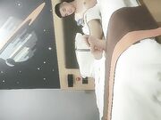 三本院校大一小学妹 卡哇伊00后 嫩妹干起来真爽 新人探花角度有待提高