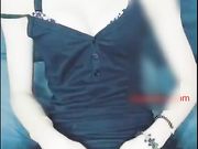 美女各种挑逗外卖小哥 让小哥给操喷了 说不要了 好痛 你鸡巴太大了 爆操内射